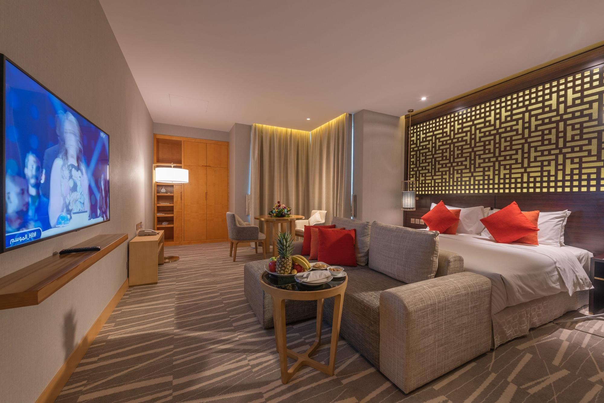 Ramada Hotel & Suites By Wyndham Al Qassim Аль-Букайрия Экстерьер фото Deluxe Suite